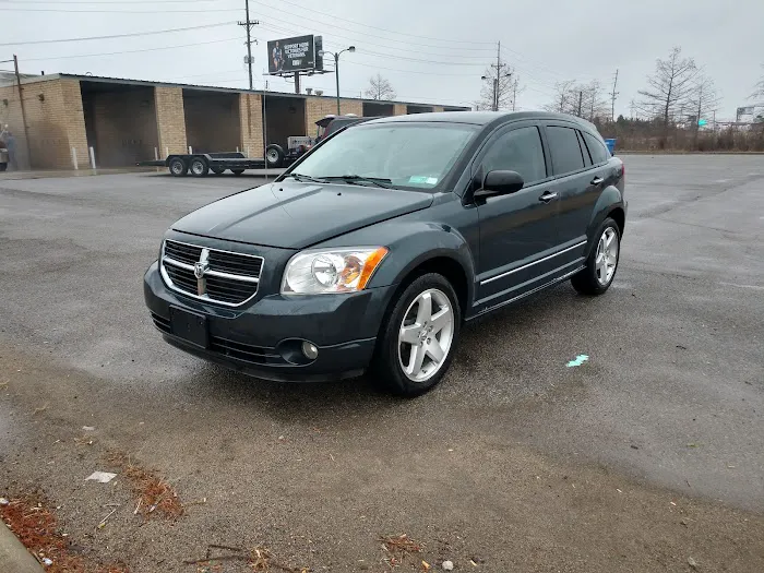 Bob's Car Wash Picture 7