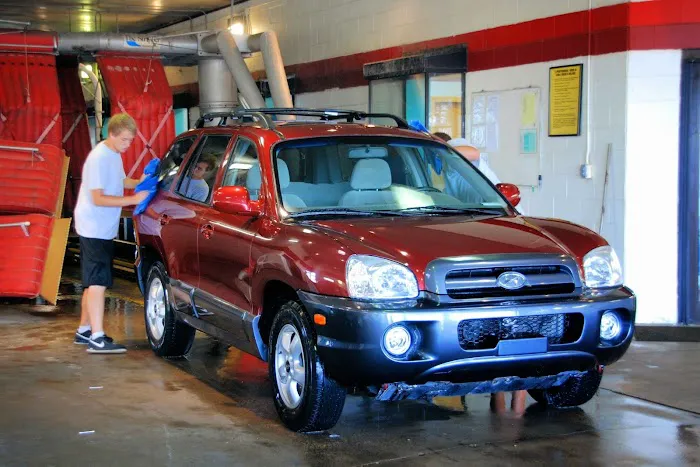 Eagle Auto Wash & Detailing Salon Picture 6