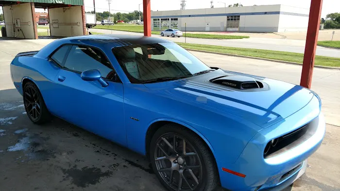 Swift Shine Car Wash Picture 9