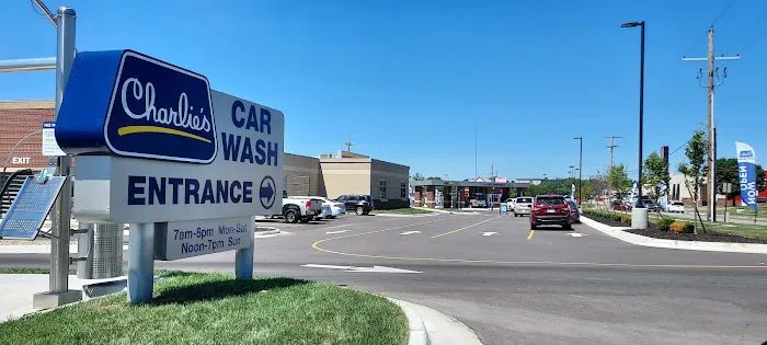 Charlie's Car Wash Picture 1