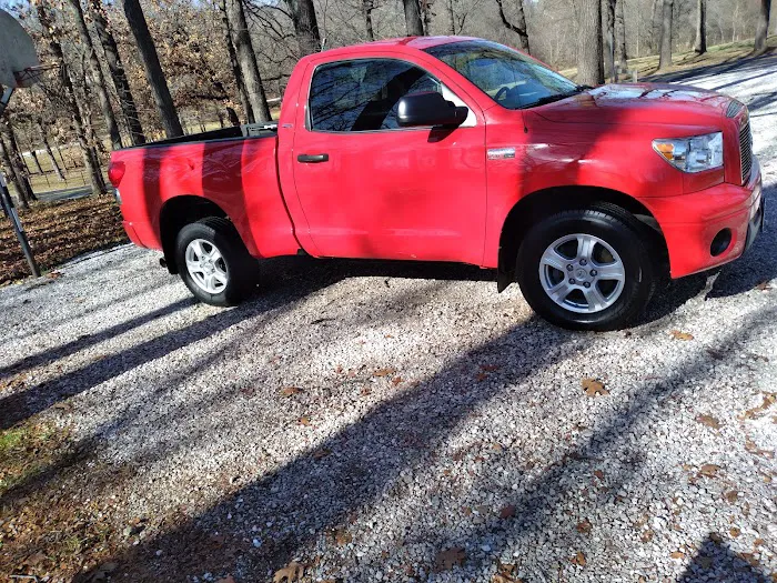 Squeaky Clean Car Wash Picture 10