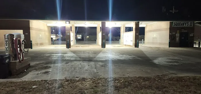 Squeaky's II Picture 5