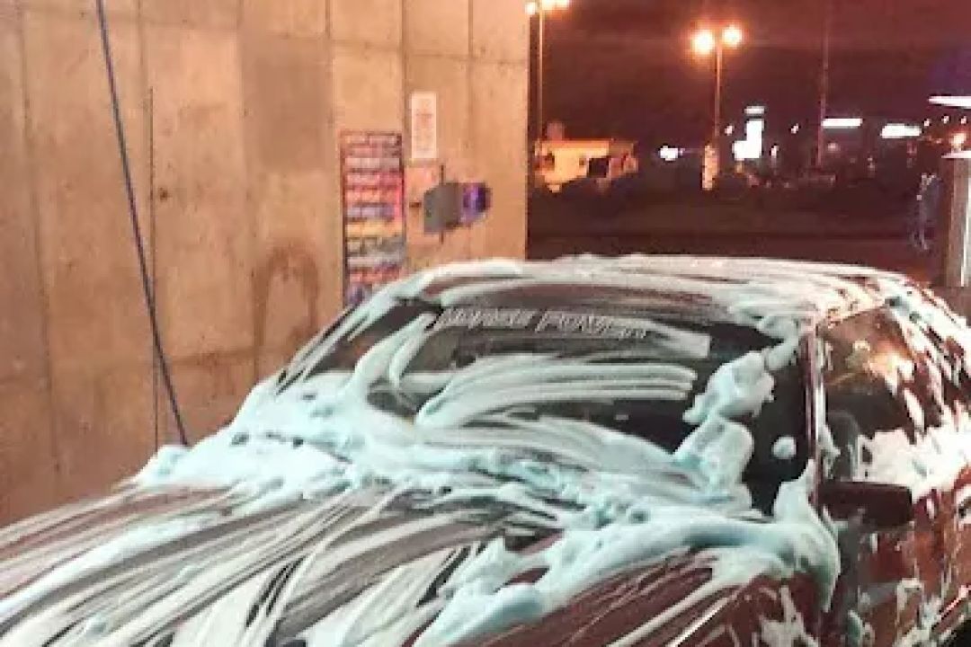 Tenth & Thompson Car Wash