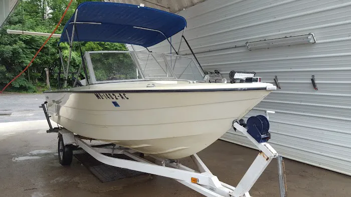 Valley View Car & Truck Wash Picture 1