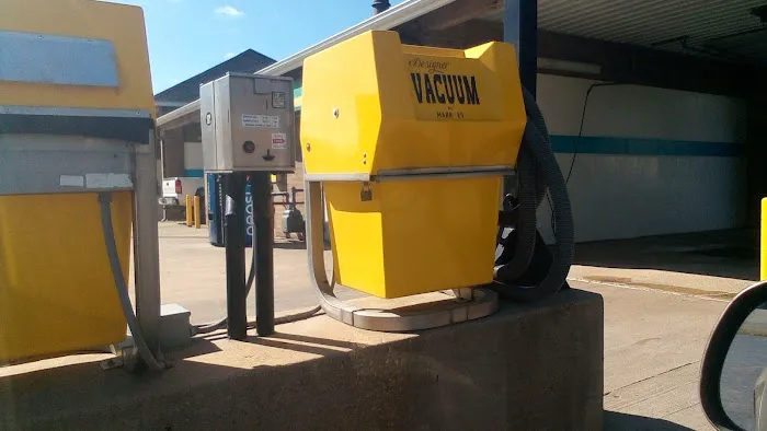 South 65 Car Wash With Truck Bay Picture 8