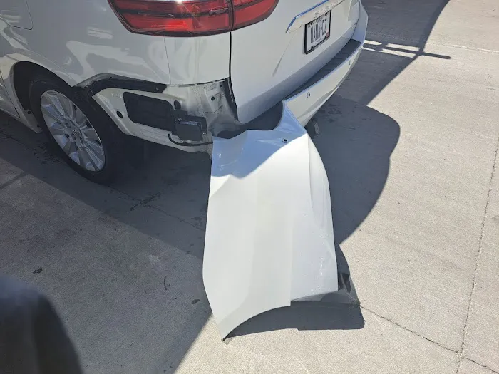 Club Car Wash Picture 3