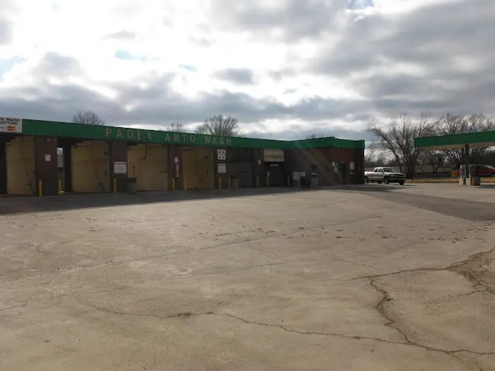 Paola Auto Wash Picture 2