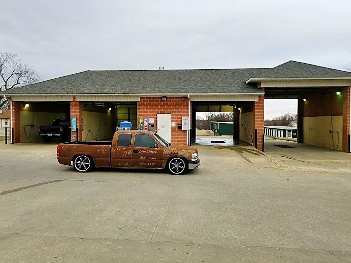 Stover 52 Car Wash Picture 1