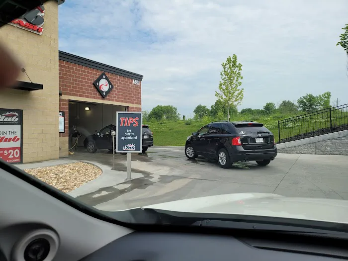 Club Car Wash Picture 2