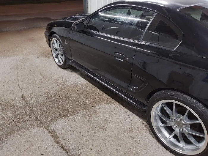 Oakland Plaza Car & Truck Wash Picture 9