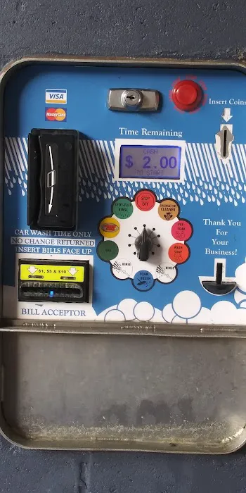 Lighthouse Car Wash Clark Ln Picture 5