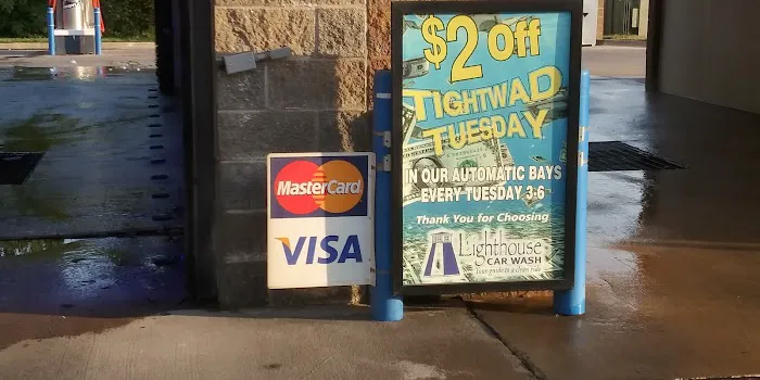 Lighthouse Car Wash Clark Ln Picture 9