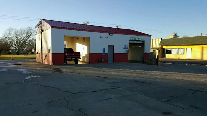 Burlington Car Wash Picture 3