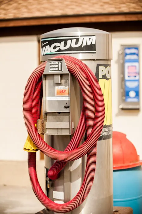 Mr. G's Car Wash Picture 1