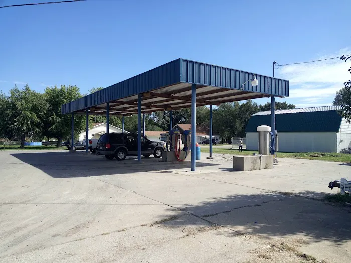 Mr G's West 6th Ave Car Wash Picture 6