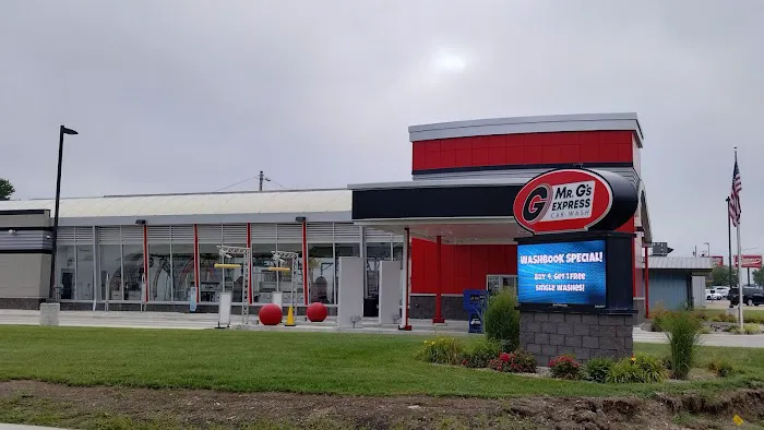 Mr. G's Express Car Wash Picture 8