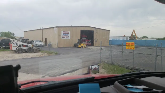 Red Line Truck Wash Picture 4