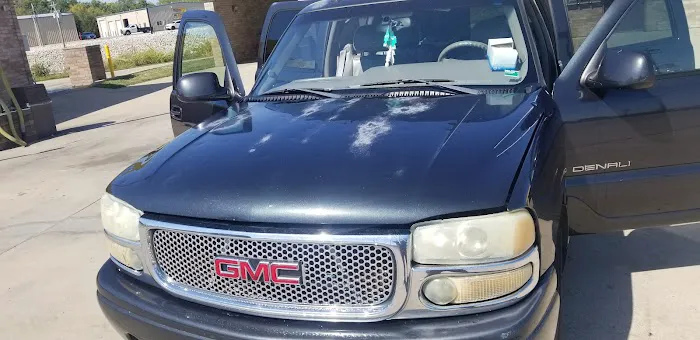 Spotless 179 Car Wash Picture 3