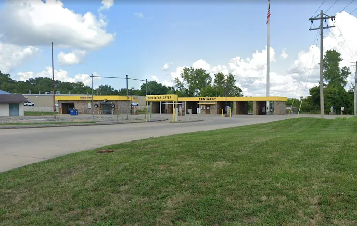 Spotless 179 Car Wash Picture 7