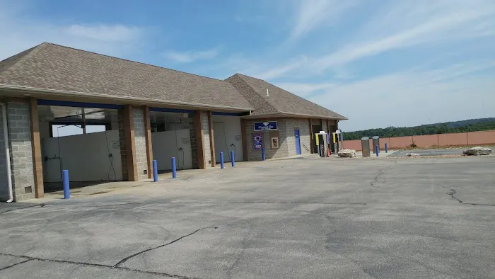 Diamond Bay Car Wash Picture 5