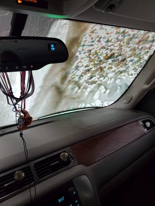 Auto Spa Car Wash Picture 7