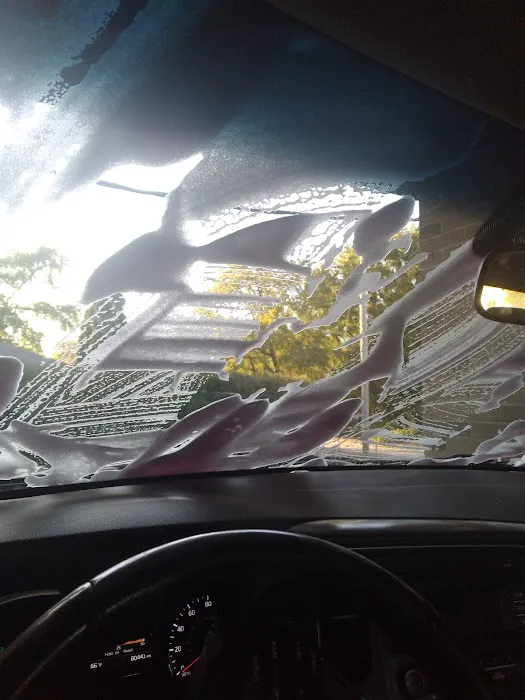 Auto Spa Car Wash Picture 2