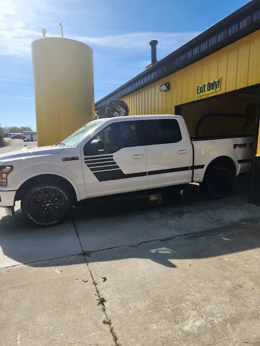 The Local Car Wash LLC Picture 4