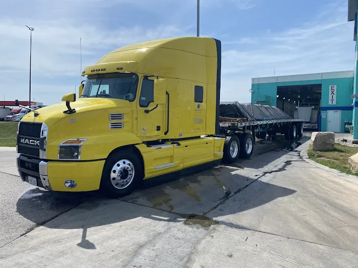 Blue Beacon Truck Wash of Emporia, KS Picture 6