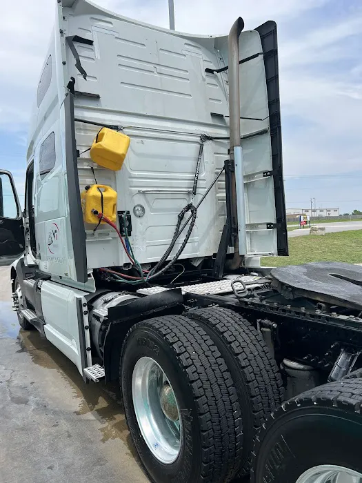 Blue Beacon Truck Wash of Emporia, KS Picture 3