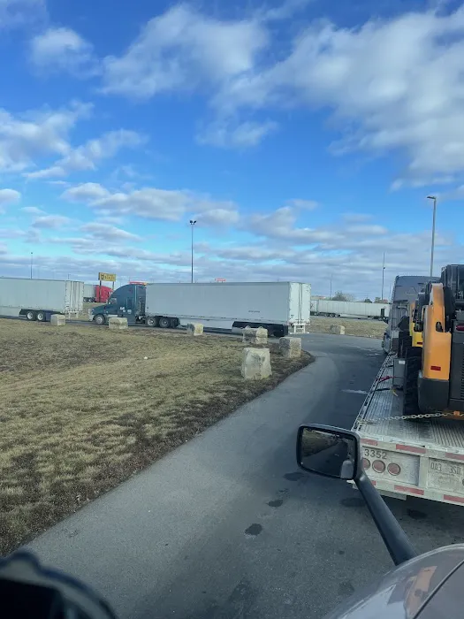 Blue Beacon Truck Wash of Emporia, KS Picture 10