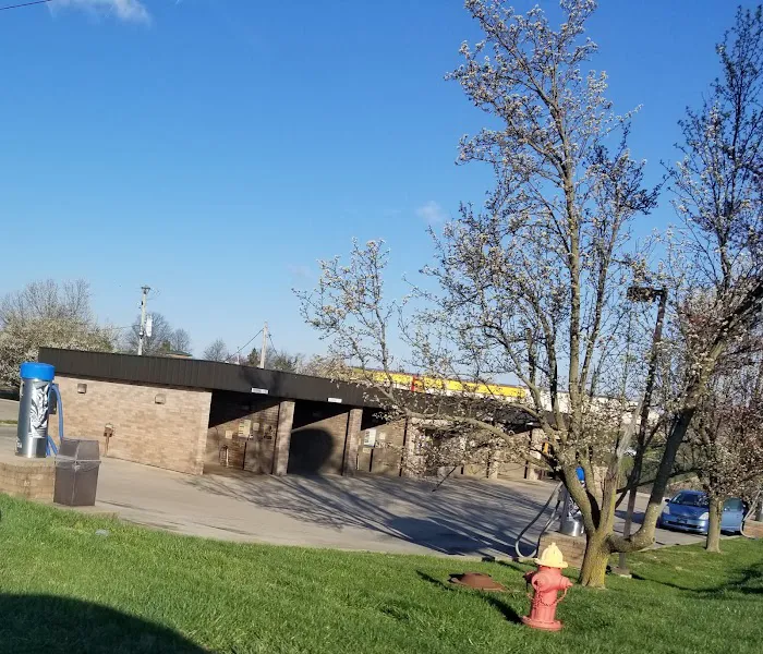 Spotless 54 Car Wash Picture 2