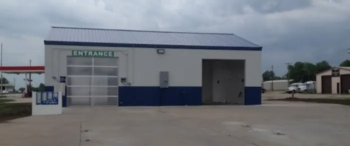 YC Auto Wash Picture 2