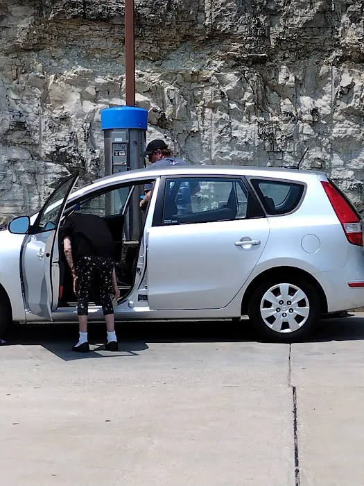 Spotless East Car Wash Picture 3