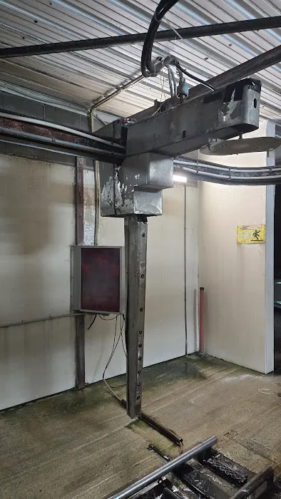 Bob's Car Wash Picture 1