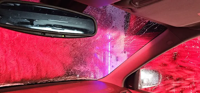 Bob's Car Wash North Picture 1