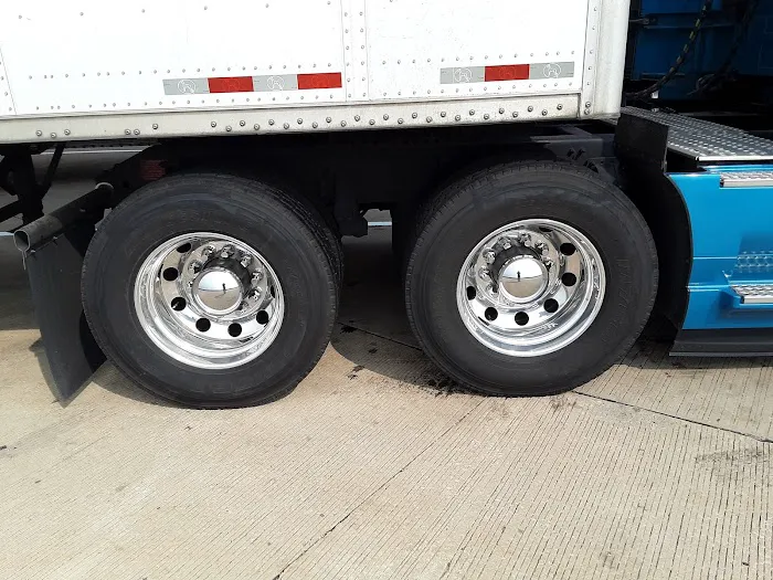 Quality Truck Washes - Kingdom City, MO Picture 9