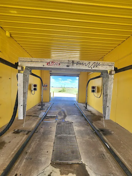 The Local Car Wash LLC Picture 1