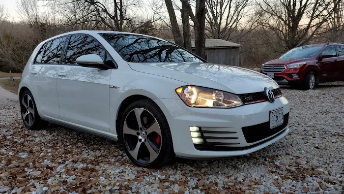 Club Car Wash Picture 5