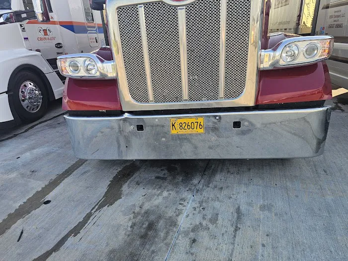 Big Boy's Truck Wash Picture 6