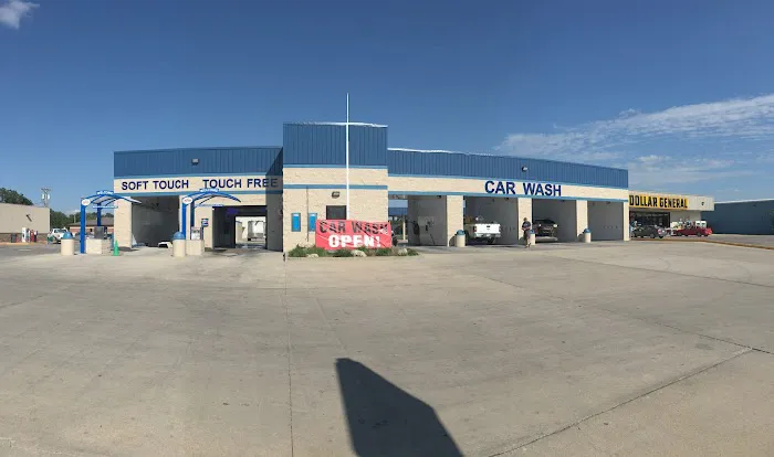 Chanute Auto Wash Picture 1