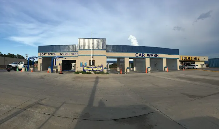 Chanute Auto Wash Picture 3