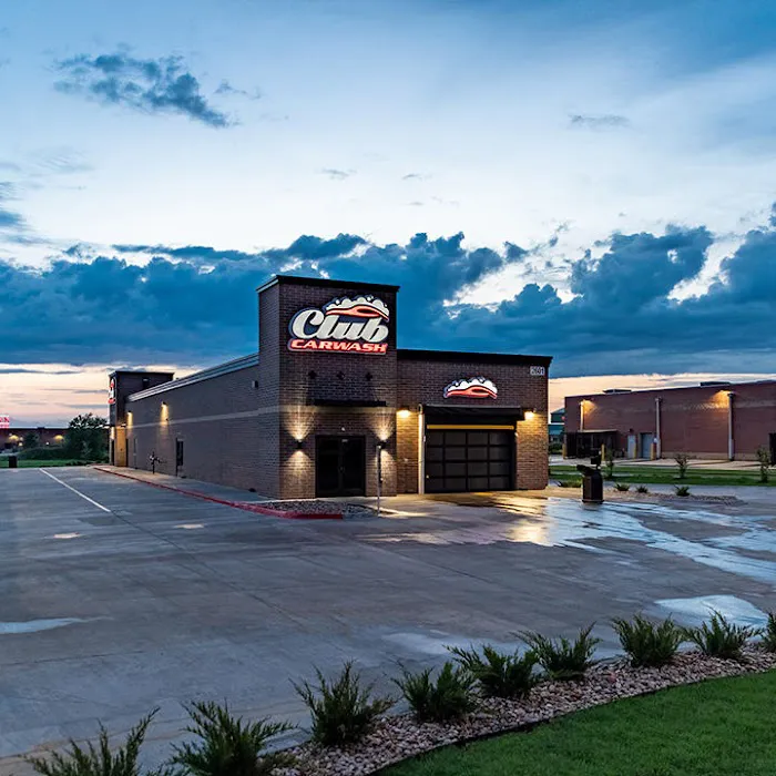 Club Car Wash Picture 9