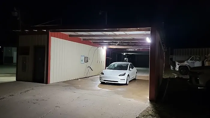 Tinsley Coin Op Car Wash Picture 2