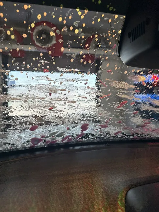 BULLDOG CAR & PET WASH Picture 7