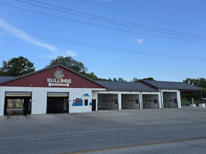 BULLDOG CAR & PET WASH Picture 10