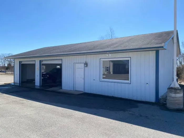 Hutch's Automotive Detailing Picture 2