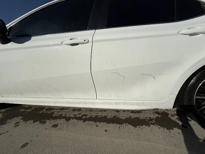 C & J's Car Wash Picture 2