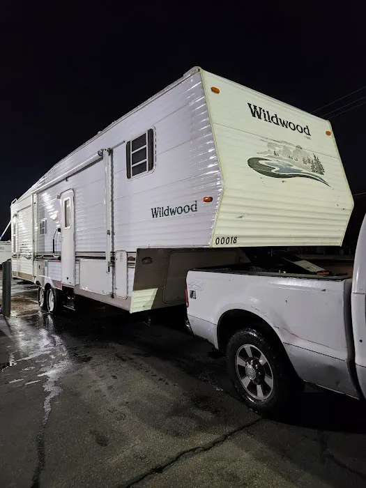 The Baywash Car Wash Picture 1