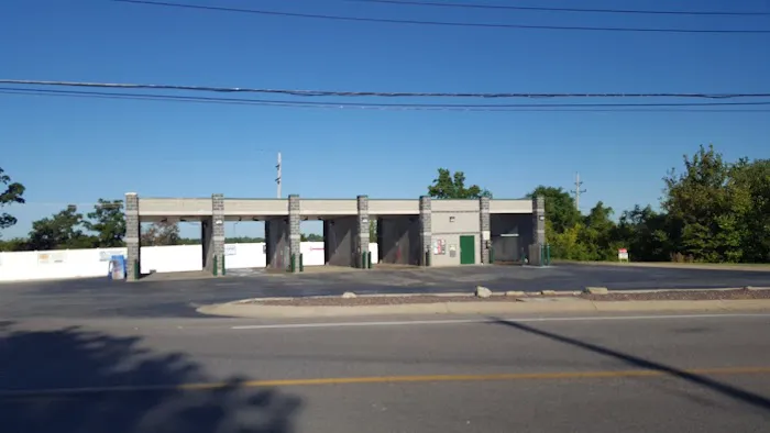 The Baywash Car Wash Picture 2