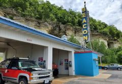 Beacon Car Wash photo 3